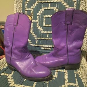 Purple leather Justin boots
